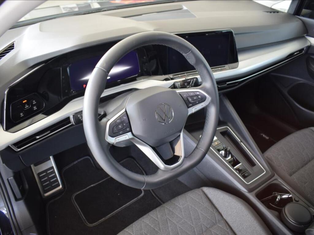 Volkswagen Golf 9
