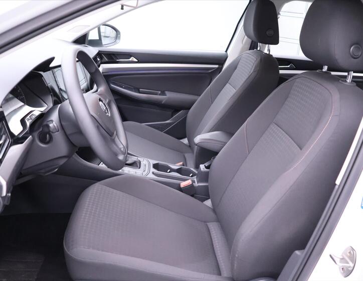 Volkswagen Bora 12