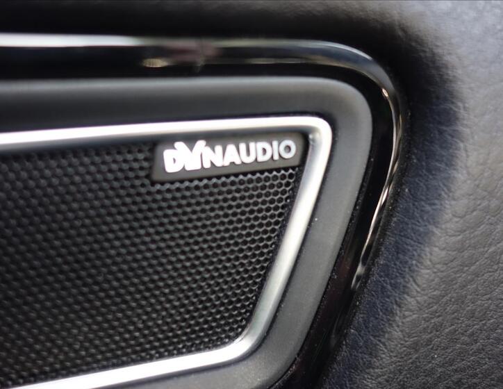 Volkswagen Touareg 9