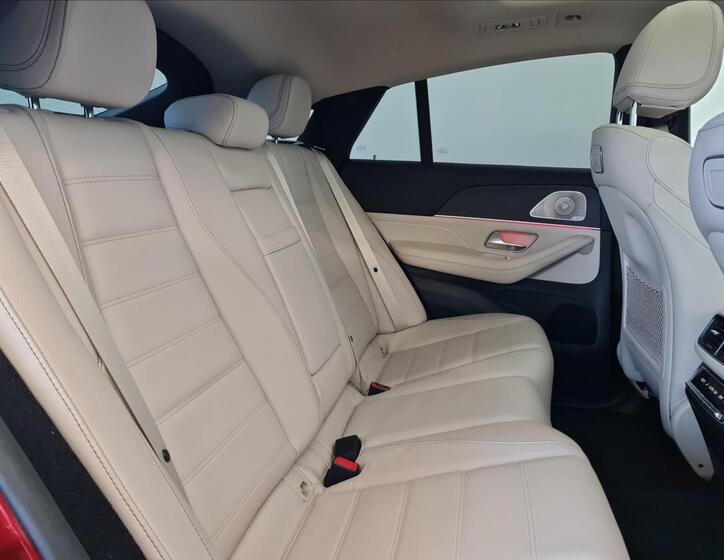 Mercedes-Benz GLE 18
