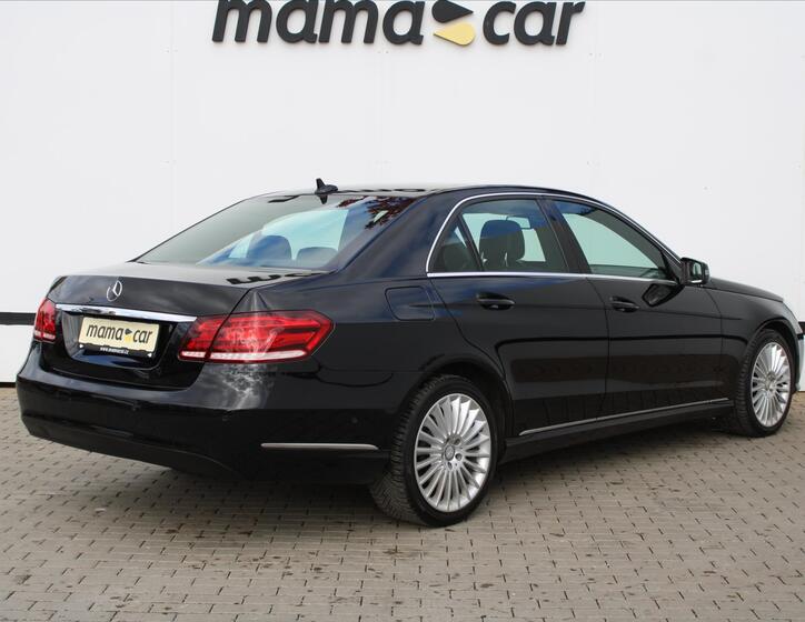Mercedes-Benz Třídy E 7