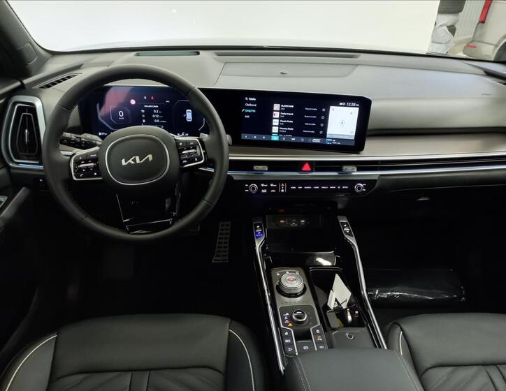 KIA Sorento 8