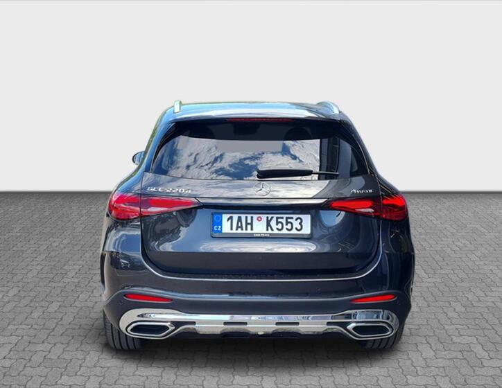 Mercedes-Benz GLC 4
