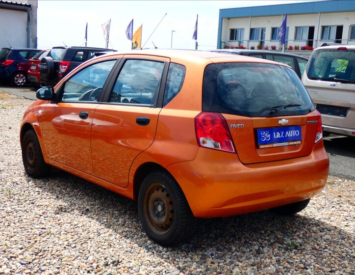 Chevrolet Aveo 6