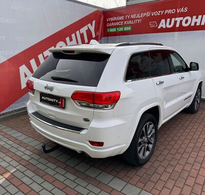 Jeep Grand Cherokee 9