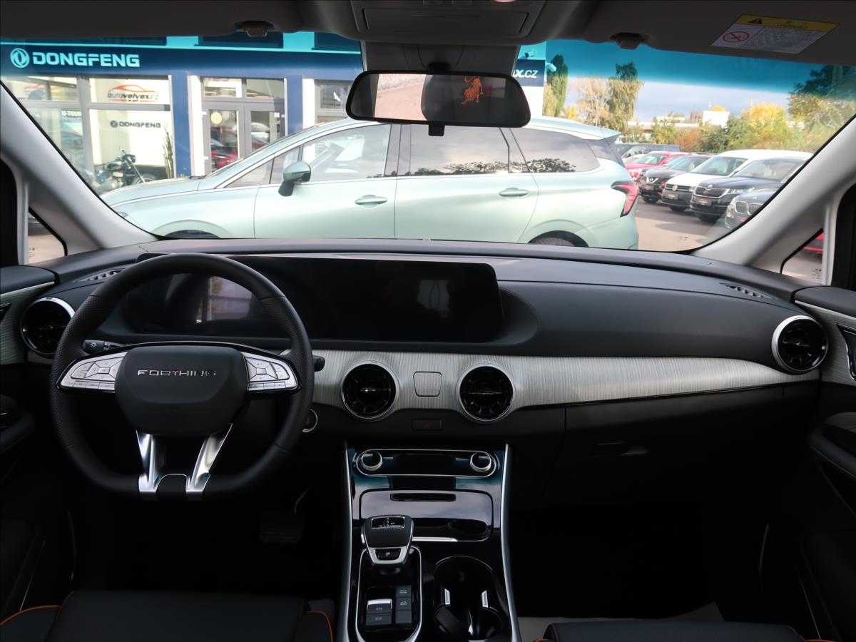 Dongfeng U-Tour