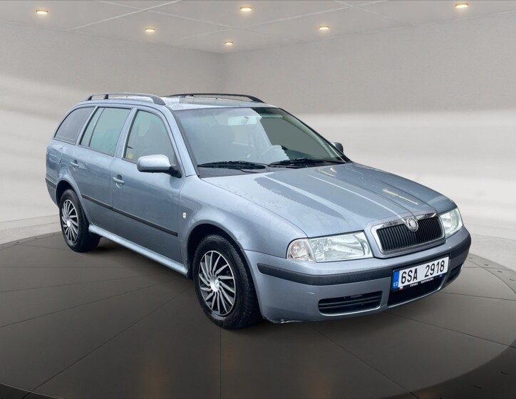 Škoda Octavia 1