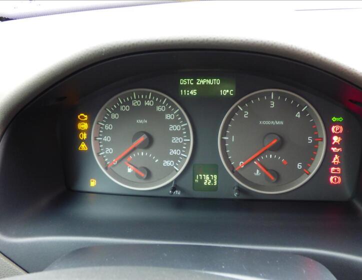 Volvo V50 22