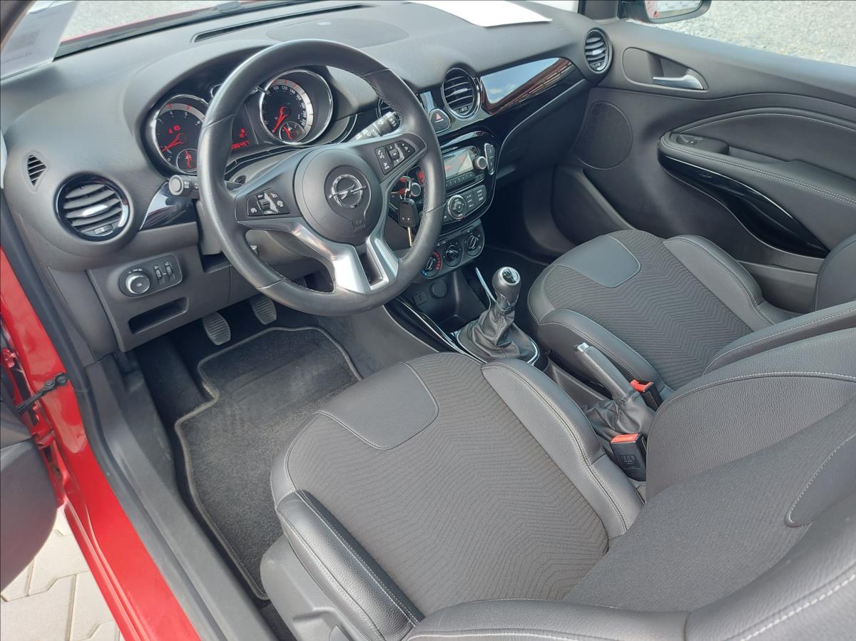 Opel Adam