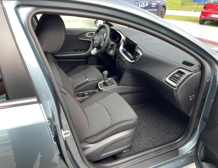 KIA Ceed 12