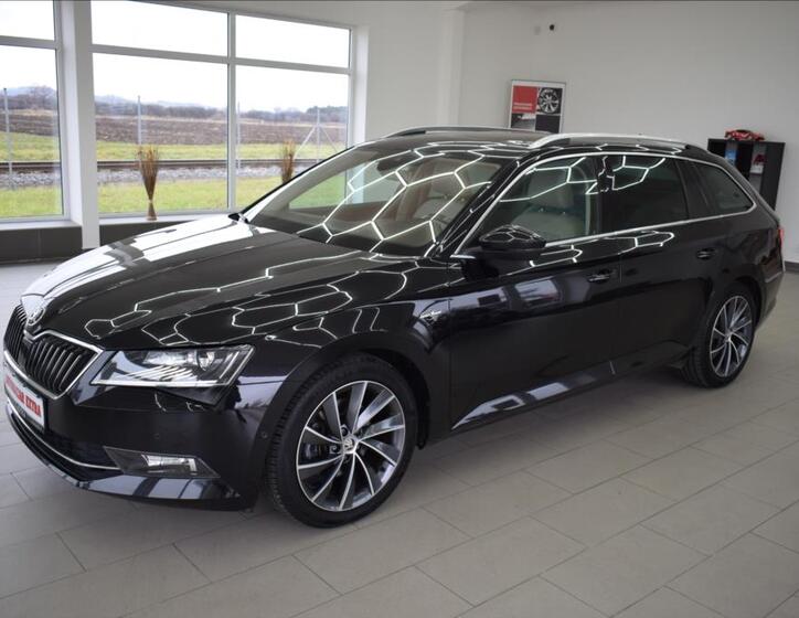 Škoda Superb 1