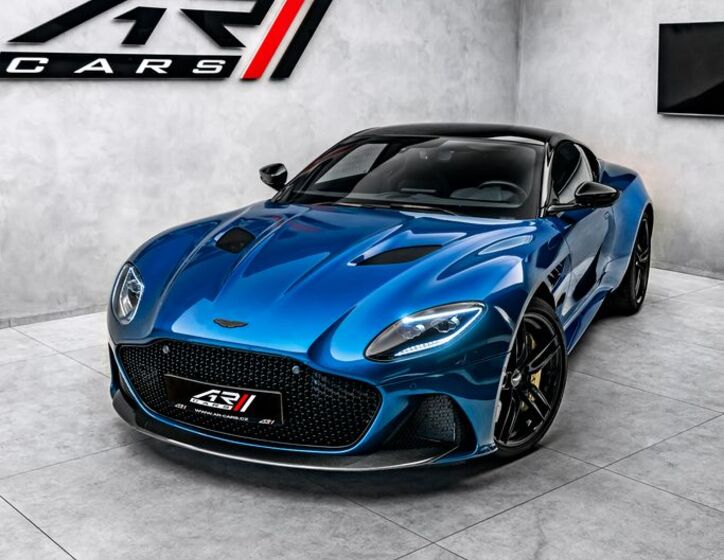 Aston Martin DBS 9