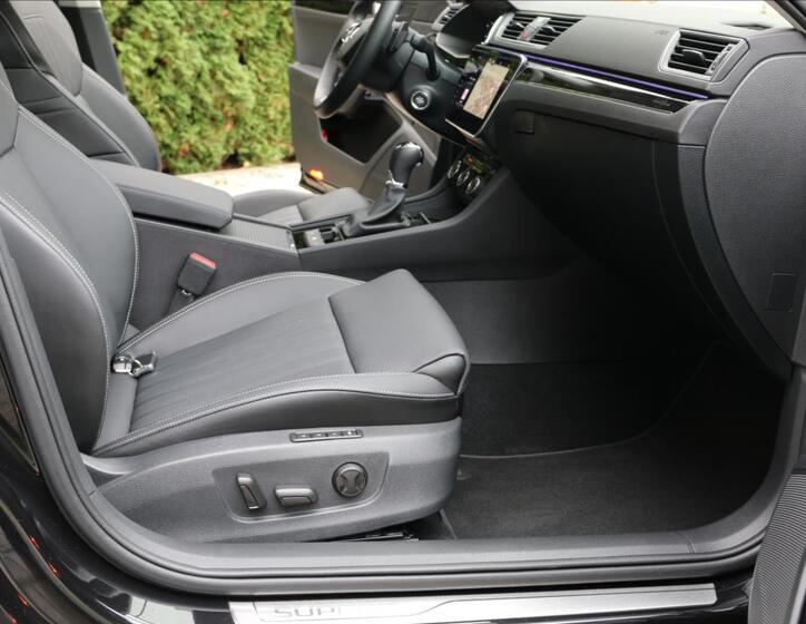 Škoda Superb 51