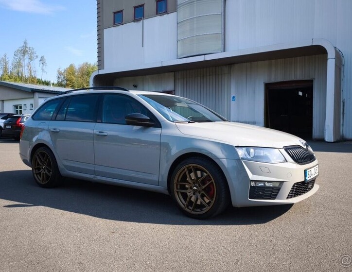 Škoda Octavia 9