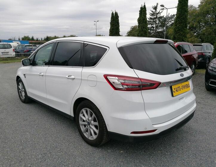 Ford S-MAX 4