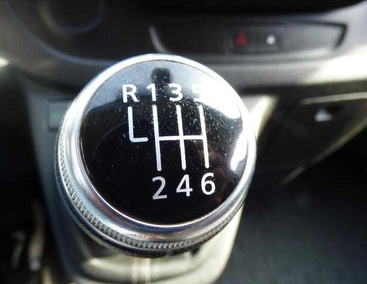 Renault Trafic 18