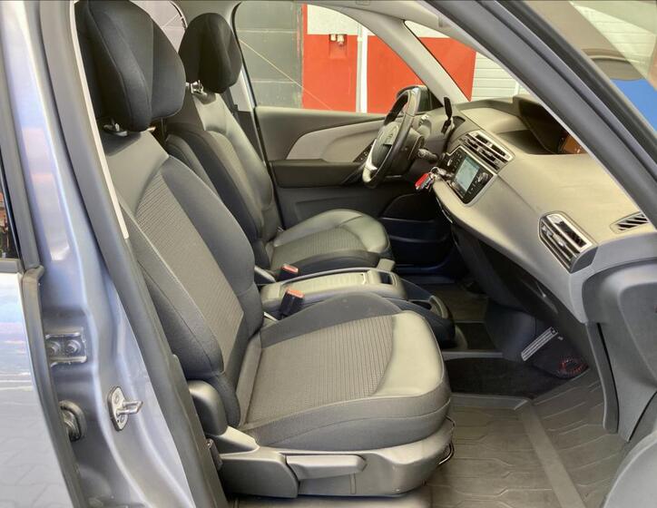 Citroën Grand C4 SpaceTourer 23