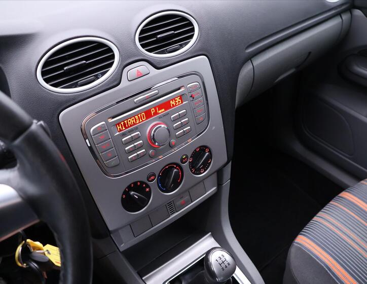 Ford Focus 23