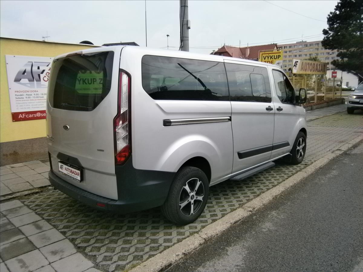 Ford Tourneo Custom