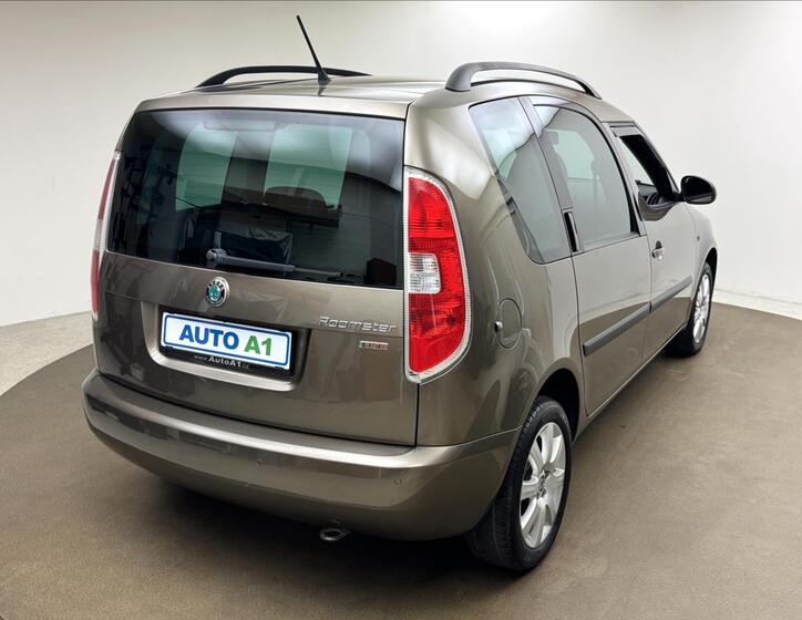 Škoda Roomster 4
