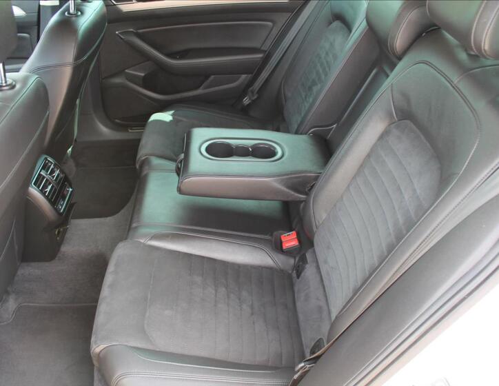 Volkswagen Passat 8