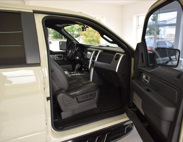 Ford F-150 12