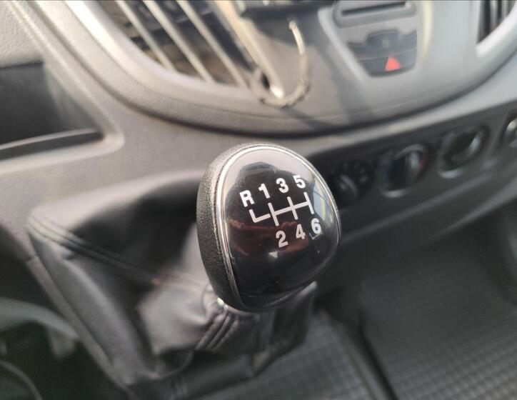 Ford Transit 21