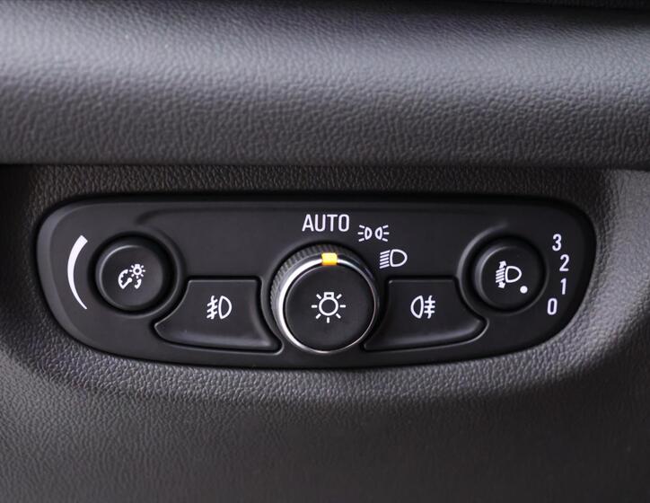 Opel Insignia 14