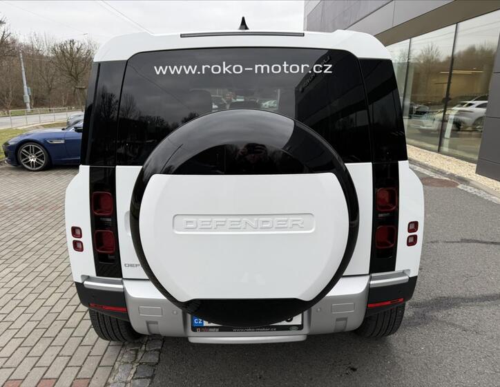 Land Rover Defender 8