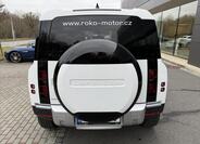 Land Rover Defender 8