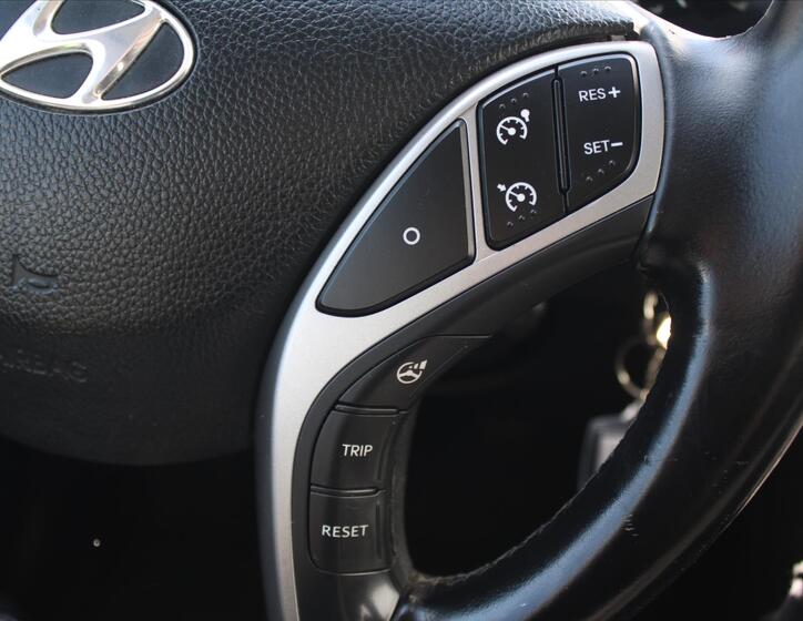 Hyundai i30 14