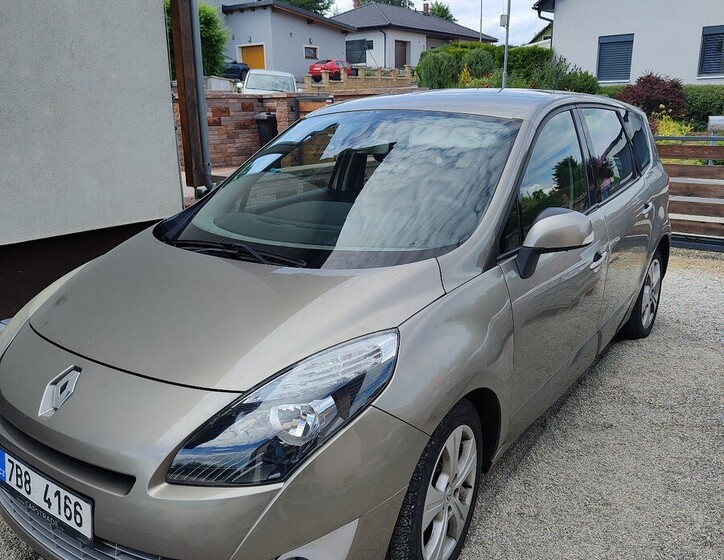 Renault Grand Scénic 18