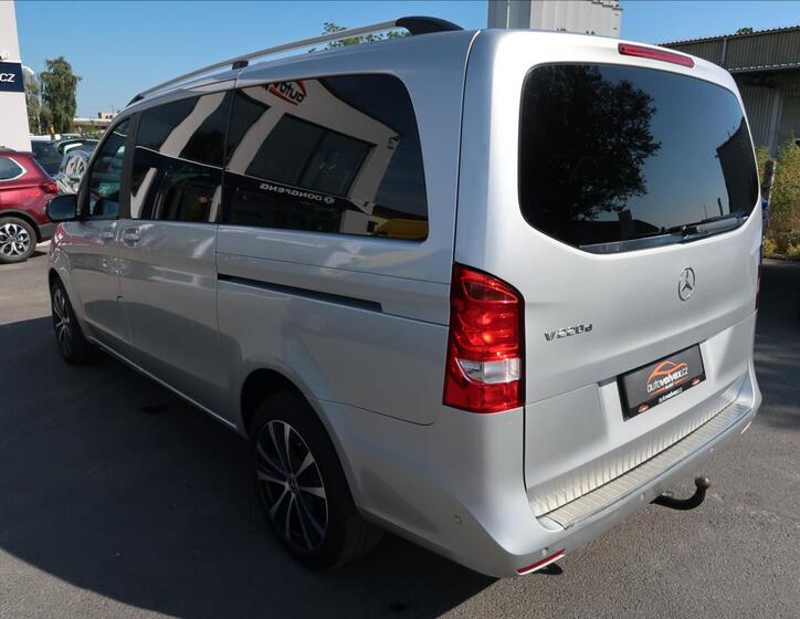 Mercedes-Benz Vito 4