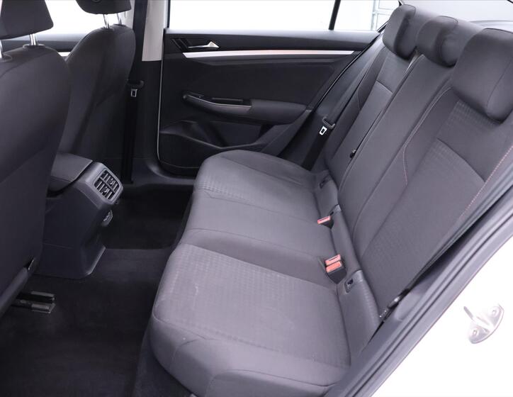 Volkswagen Bora 16