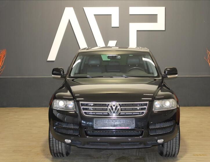 Volkswagen Touareg 3