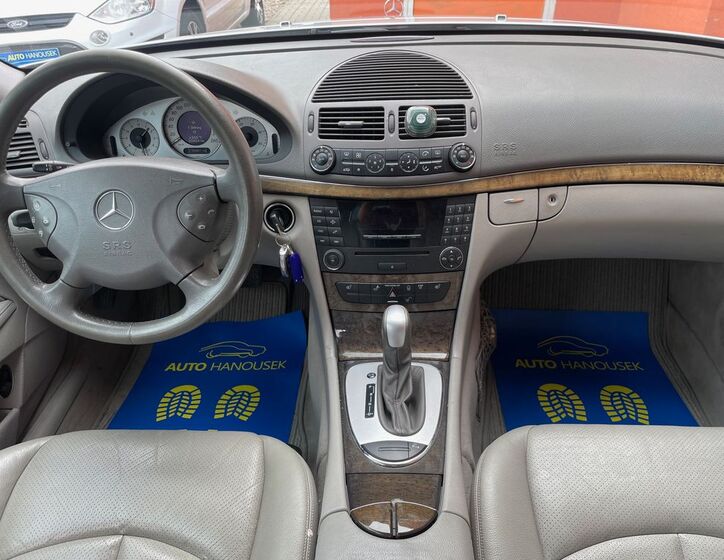 Mercedes-Benz Třídy E 9