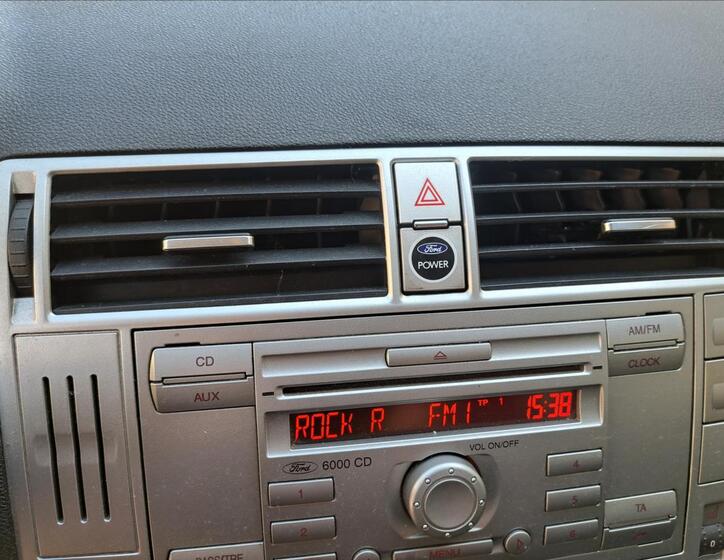 Ford Kuga 21