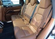 Porsche Cayenne 49
