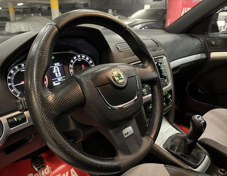 Škoda Octavia 15