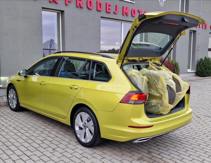 Volkswagen Golf 40