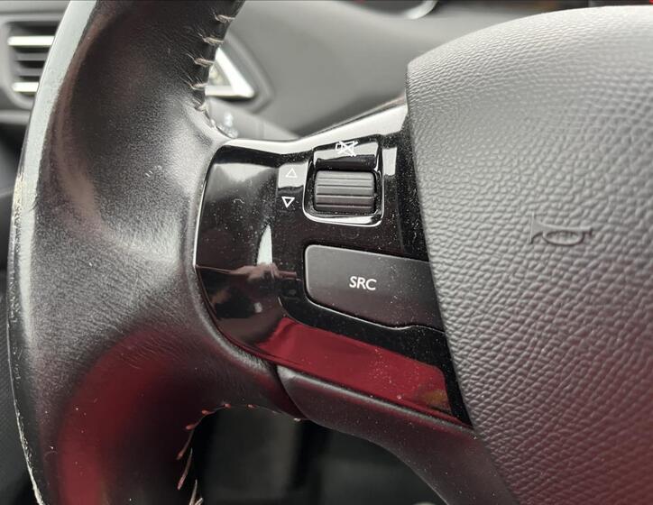 Peugeot 308 27