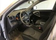 Toyota RAV4 9