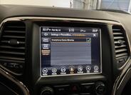 Jeep Grand Cherokee 8