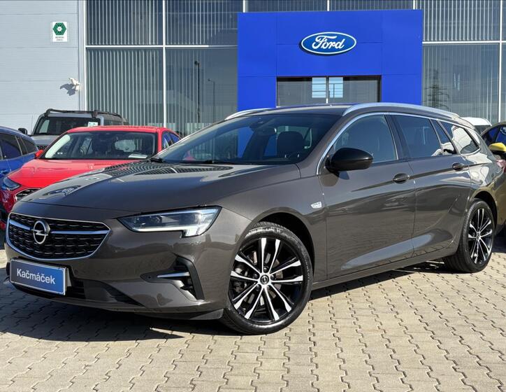 Opel Insignia 1