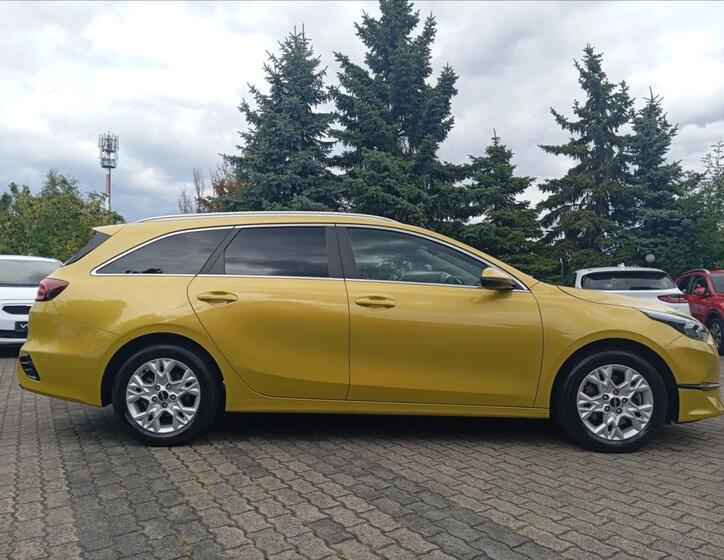 KIA Ceed 12