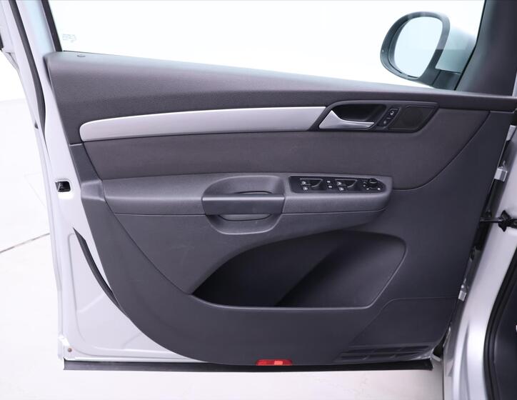 Volkswagen Sharan 10
