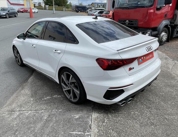 Audi S3 7