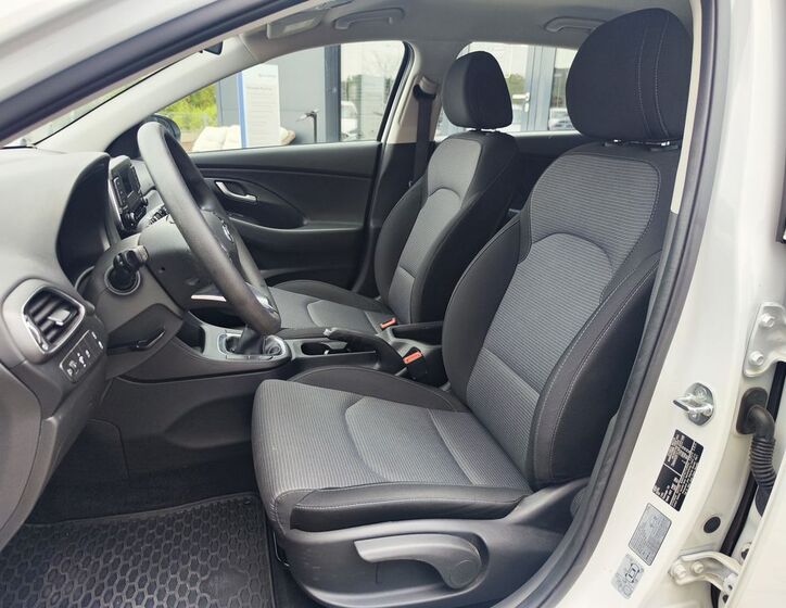 Hyundai i30 12