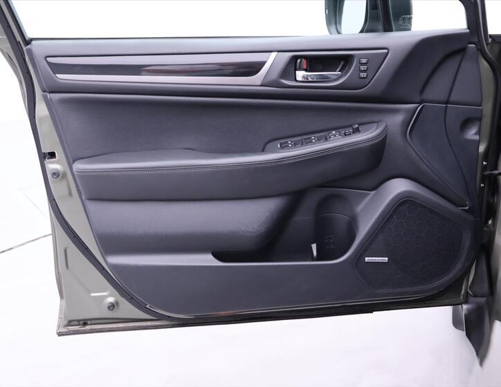 Subaru Outback 11