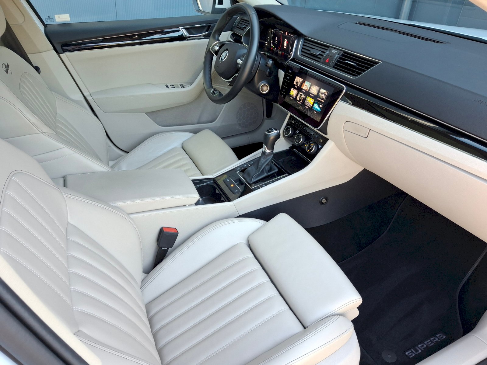 Škoda Superb